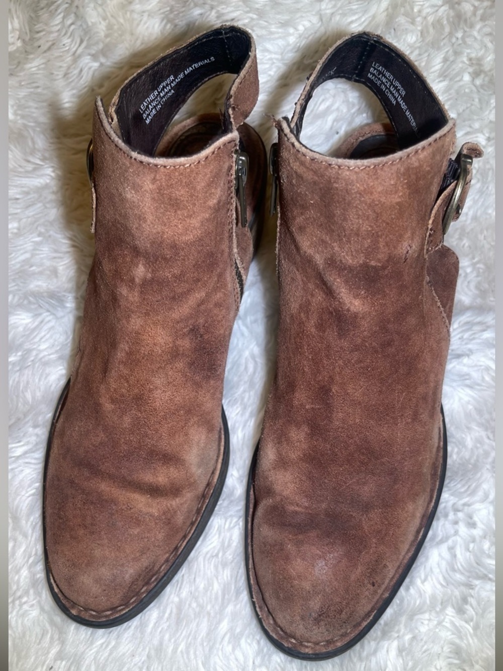 Born rusted leather Ankle Boots size 7